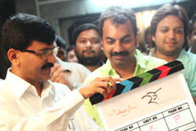Abhijit Panse all set for his directorial debut in M'wood