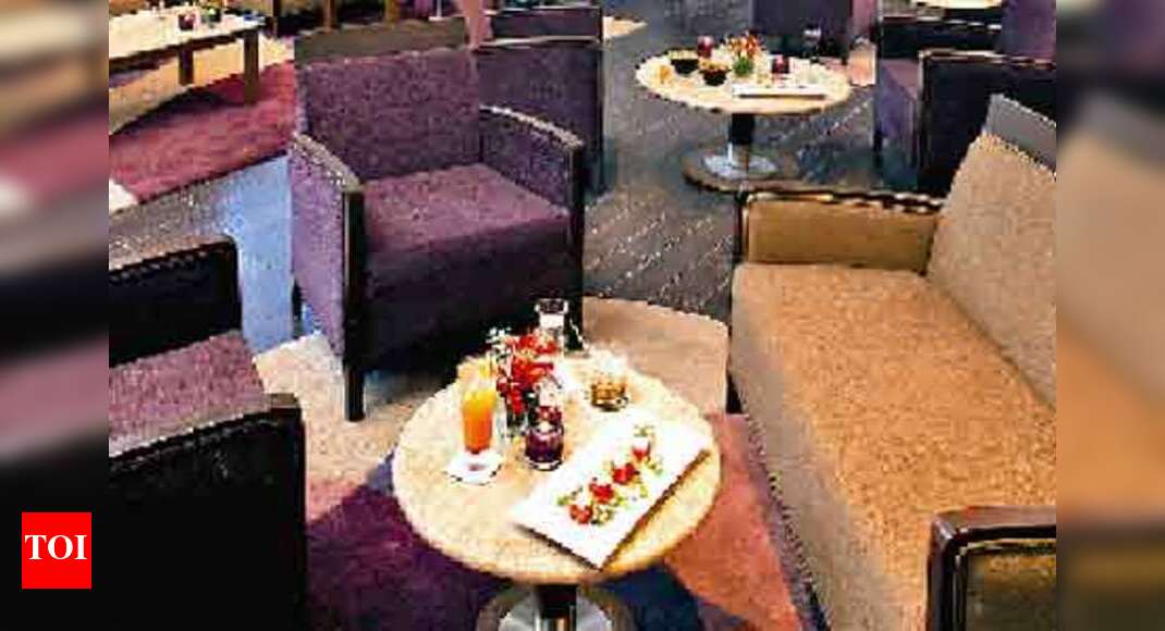 Bar Review: Bar 41, Radisson Blu Plaza - Times of India