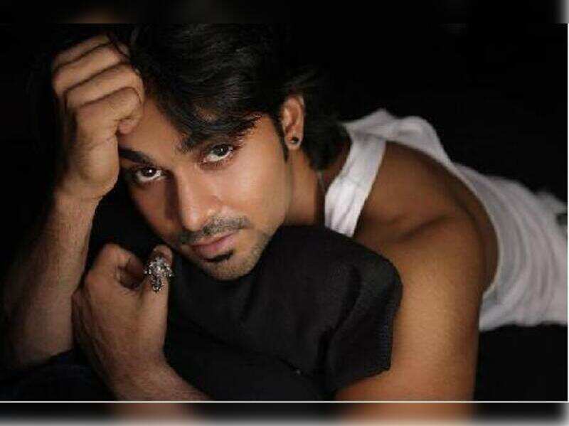 Yusuf khan actor. Юсуф кхан. юсуф кхан актер индия. yusuf khan (actor) биография. салман юсуф кхан и его жена-.