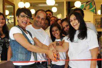 Adhuna Akhtar inaugurates new beauty salon in Mumbai