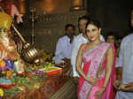 Kareena, Madhur @ Ganesh mandal