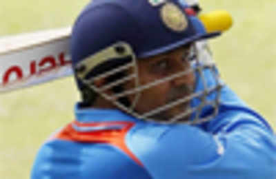 Virender Sehwag's form has nothing to do with his age, says Sanath Jayasuriya