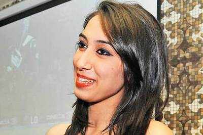 Singer Shipra Goyal celebrated her b'day in Delhi