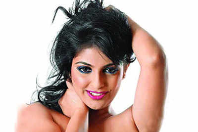 Mythili to play varied roles in her upcoming flicks