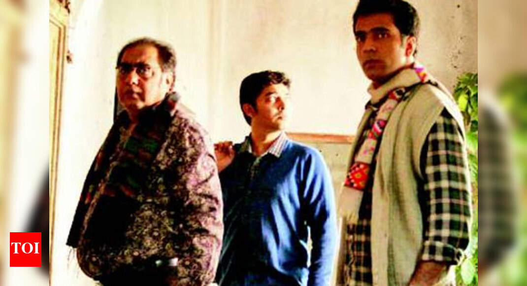 Bhaswar Chatterjee to wear Satyajit's blue sweater Bengali Movie News