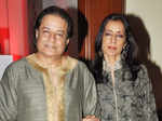 Anup Jalota with wife