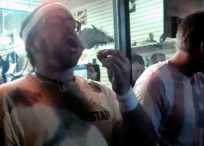 American wins cockroach-eating contest, dies