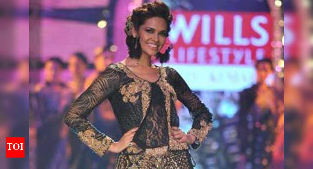Ritu Kumar brings Paris Art Deco to India - Times of India
