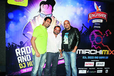 Bappi Lahiri at the finale of Mirchimix, the national DJ hunt by Radio Mirchi and Kingfisher Strong Power Soda in Pune