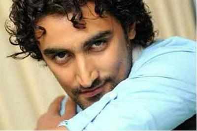 Never planned to do supporting roles in films: Kunal