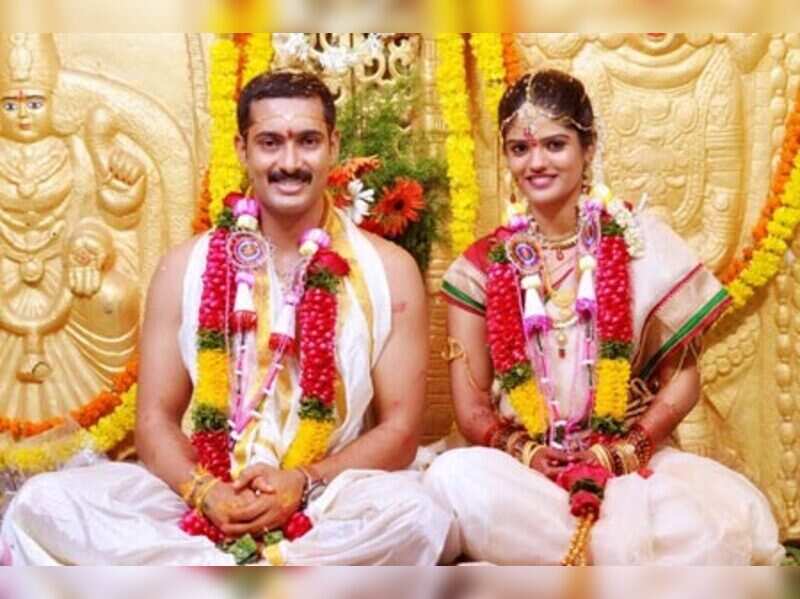 uday kiran wedding tollywood stars at actor uday kiran s wedding with visheeta govindarajan in hyderabad events movie news times of india uday kiran wedding tollywood stars at