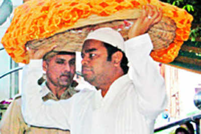 A R Rahman visits Ajmer dargah