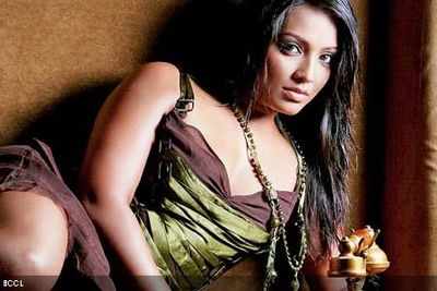 Meghna Naidu to groove in a Kannada item number