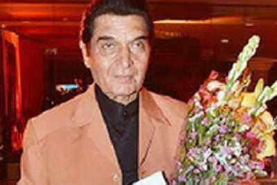 Enjoy being on my toes all the time: Asrani