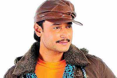 Darshan irked with furore over romantic angle in his films