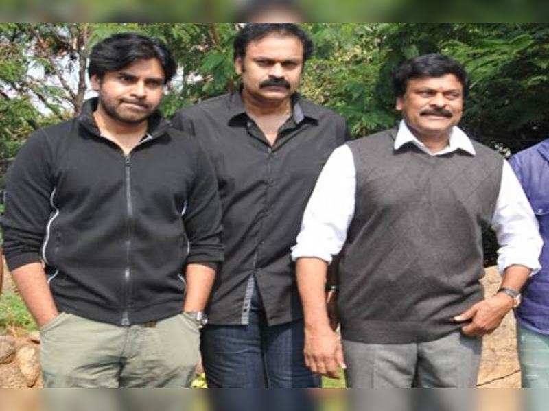 Chiranjeevi, Pawan Kalyan and Nagababu at a filmi event in Hyderabad ...