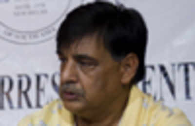 CWG-tainted Lalit Bhanot elected IOA general secretary, fresh controversy erupts