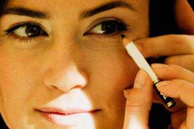 How to get longer eyelashes