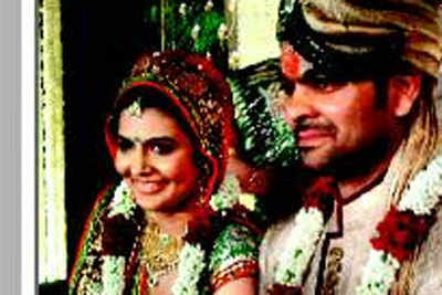 RP Singh tied the knot with Devanshi Popat
