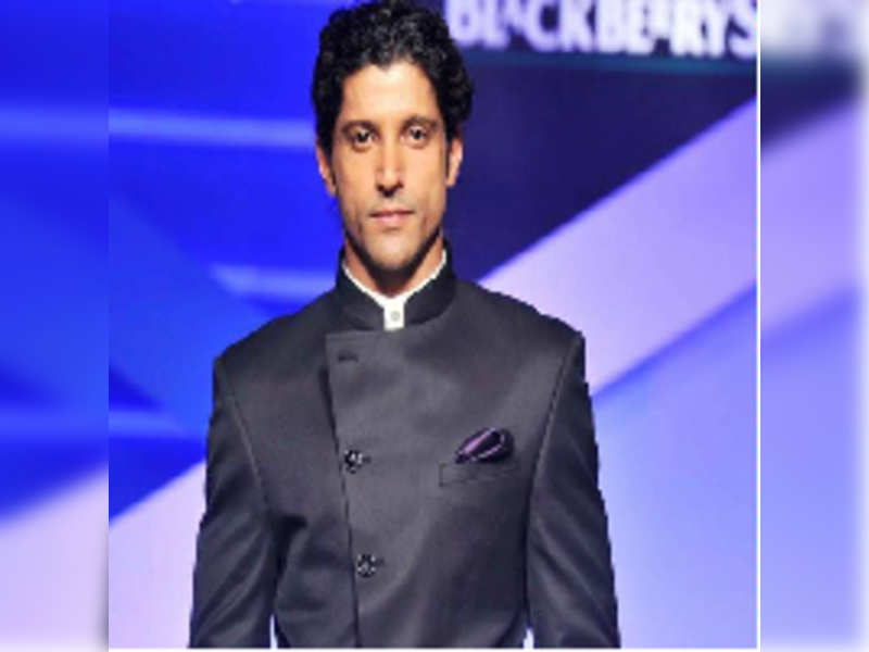 Farhan Akhtar Receives Lot Of Praises For BMB! | Hindi Movie News ...