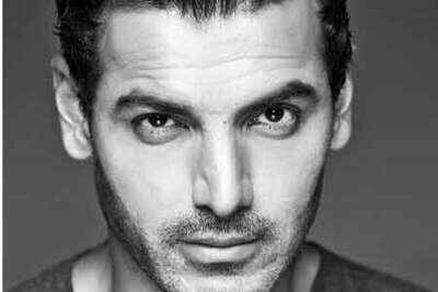 Hrithik is more good-looking than me: John Abraham