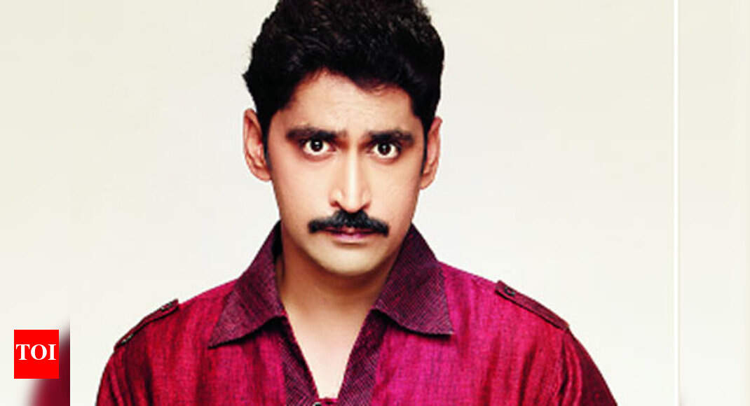 Chinmay takes up direction after a span of five years | Marathi Movie ...