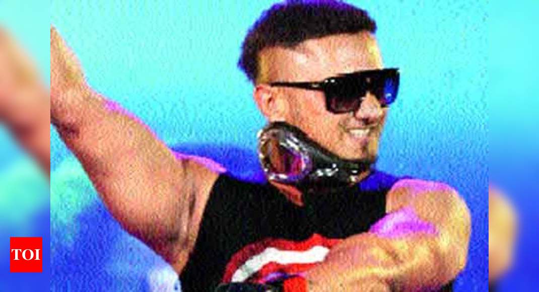Yo Yo Honey Singh Launches His New Album Satan At A Concert In Mumbai Hosted By Morellato Time 