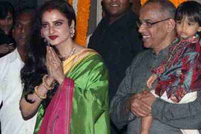 Rekha was only Bollywood celeb at Viday's sangeet