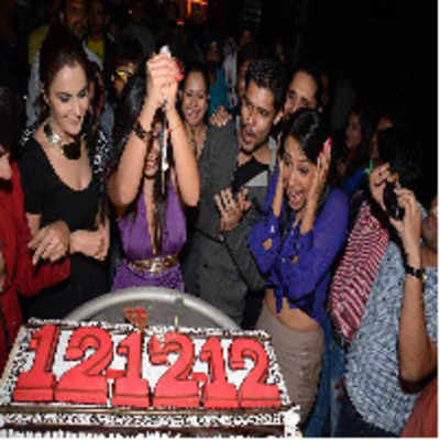 Actress Sambhavna Seth brings in her birthday in style