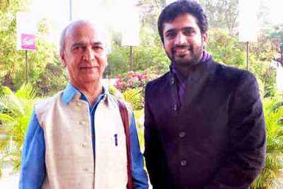 Veteran actor Madhav Vaze heaps praises on Chinmay