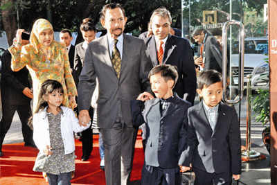 The Sultan of Brunei arrives in Delhi
