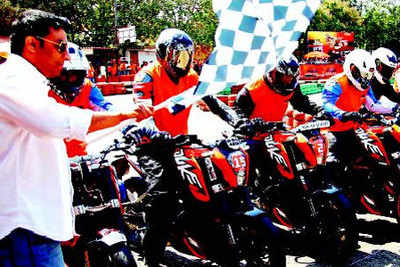 Orange Day gets Bangalore racing