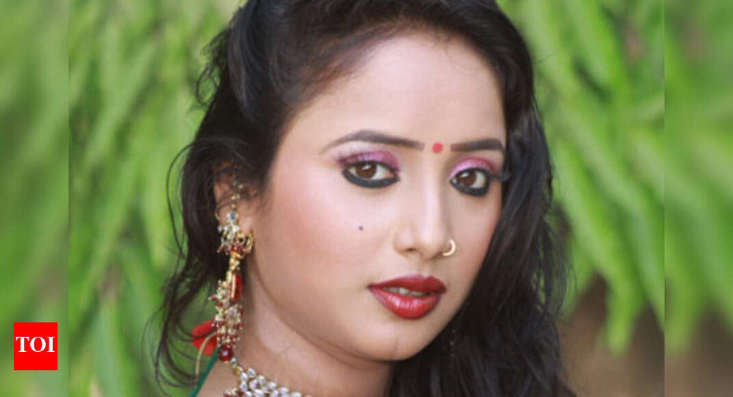 Rani Chatterjee - actress of the year | Bhojpuri Movie News - Times of ...