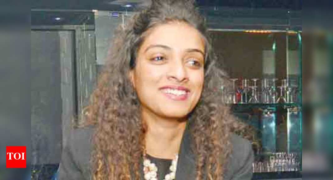 Harsh Rajpal throws birthday bash at a discotheque | Events Movie News ...