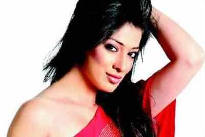 Delhi gang rape: Lakshmi Rai wants to play Nirbhaya