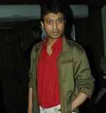 Irrfan Khan injured, admitted to hospital