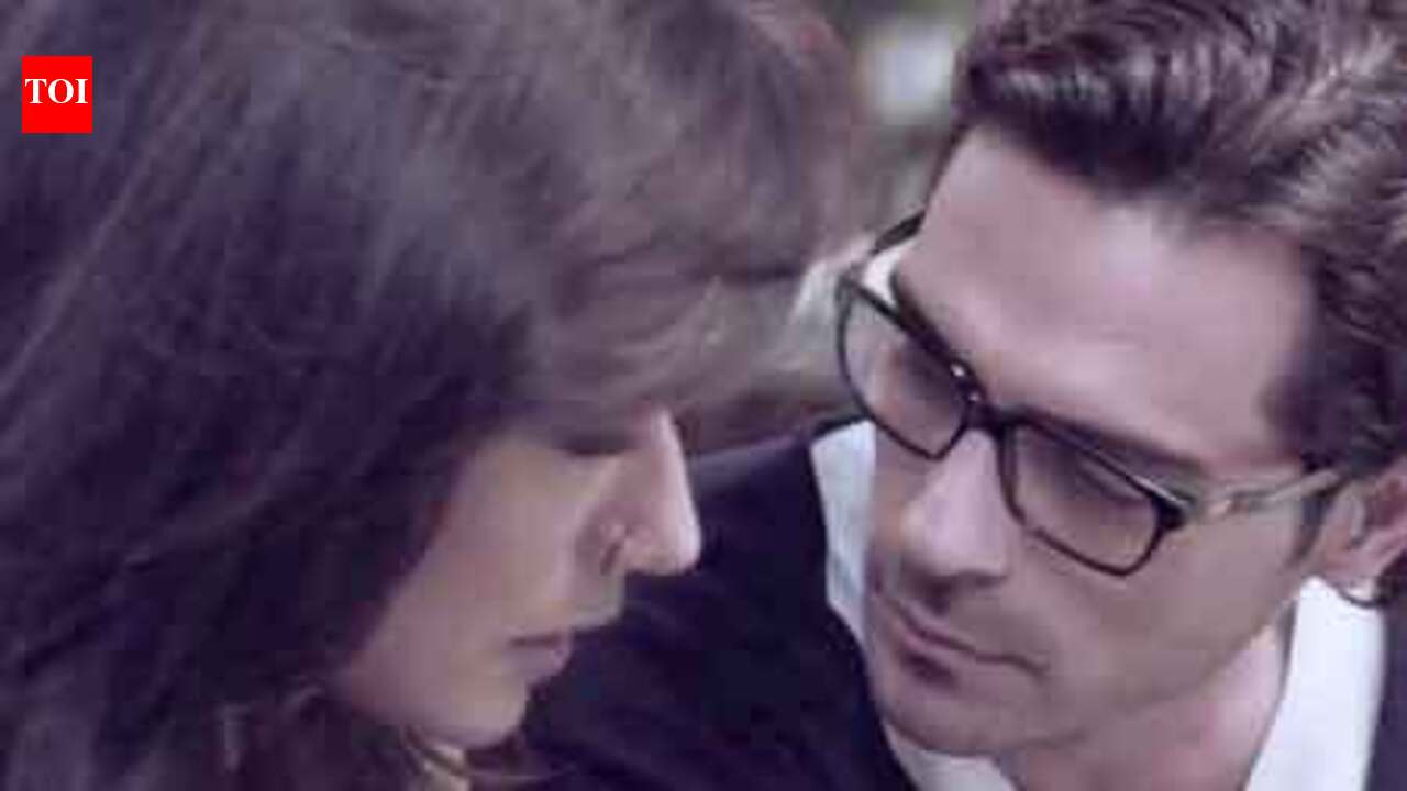 Inkaar Movie Review {3/5}: Critic Review of Inkaar by Times of India