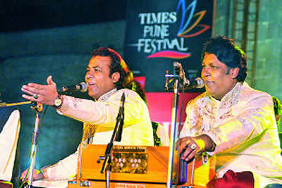 Sabri Brothers enthrall audience with soulful qawwalis at Times Pune Festival