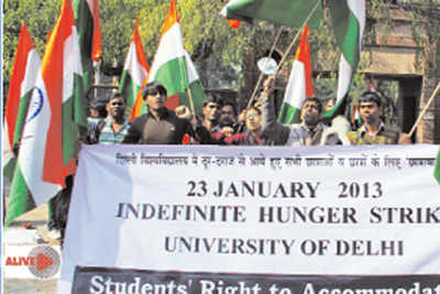Hunger strike for DU hostel