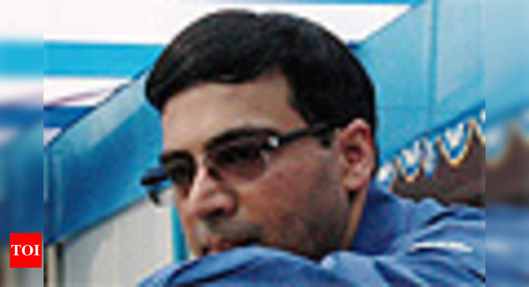 Viswanathan Anand survives a scare against Anish Giri