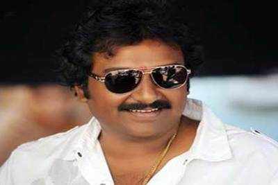 Vinayak reveals about navel obsession
