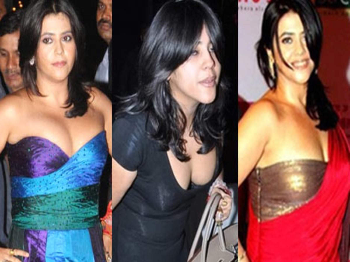 Ekta Kapoor gets bold, flaunts heavy cleavage!