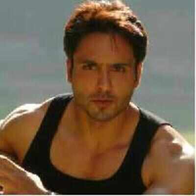 iqbal-khan-to-host-fear-files-maha-episode-times-of-india