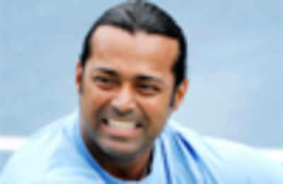 Davis Cup: Paes-Raja win doubles rubber to keep Indian hopes alive
