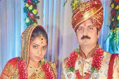 Gaurav Chowdhury’s younger brother, Mayank ties the knot with Komal in Lucknow
