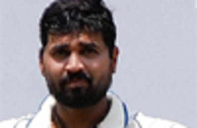 Irani Cup: Murali Vijay scores ton as Rest of India dominate day one
