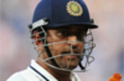 MS Dhoni's performance has been outstanding: Ravi Shastri
