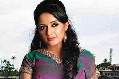 I had a reason for my limited signings in M'wood last year: Kavya