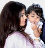 Ash, Aaradhya @ airport!