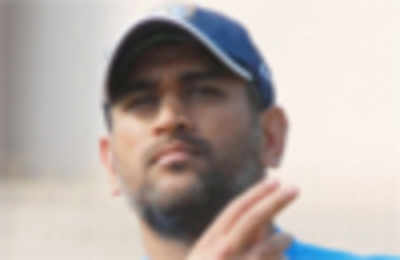 Indian team ends camp, Dhoni present but skips net session